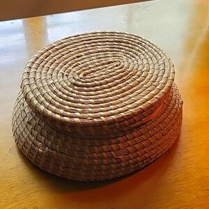 Charleston SC Handmade Historic Gullah Sweetgrass Basket